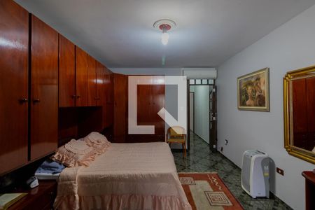 Casa à venda com 244m², 3 quartos e 3 vagas Casa à venda com 244m², 3 quartos e 3 vagasSuíte 2