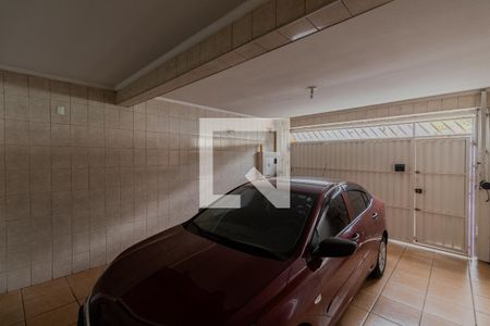 Casa à venda com 244m², 3 quartos e 3 vagas Casa à venda com 244m², 3 quartos e 3 vagasGaragem