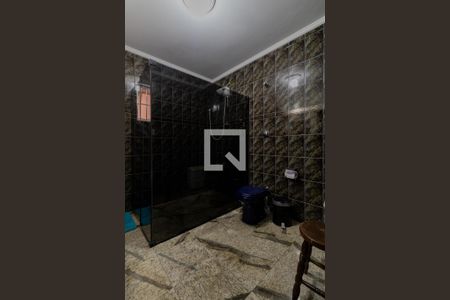 Casa à venda com 244m², 3 quartos e 3 vagas Casa à venda com 244m², 3 quartos e 3 vagasBanheiro Suíte 2