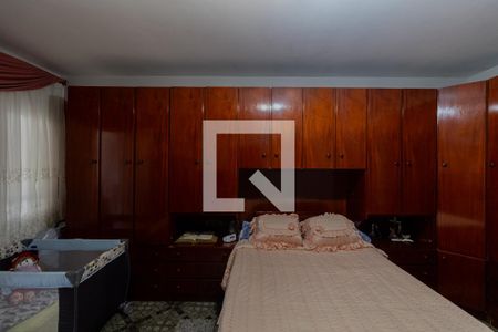 Casa à venda com 244m², 3 quartos e 3 vagas Casa à venda com 244m², 3 quartos e 3 vagasSuíte 2