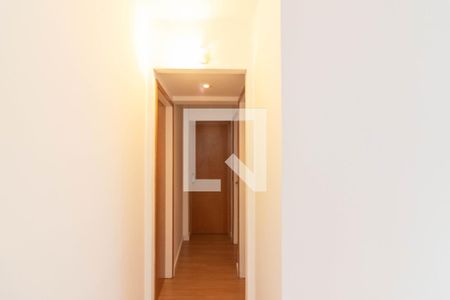 Corredor de apartamento para alugar com 2 quartos, 85m² em Itaim Bibi, São Paulo