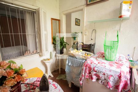 Casa à venda com 60m², 2 quartos e sem vaga Casa à venda com 60m², 2 quartos e sem vagaÁREA DE SERVIÇO