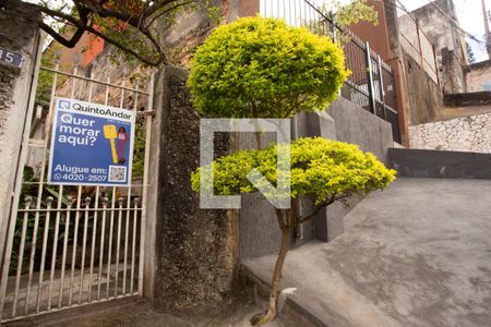 Casa à venda com 60m², 2 quartos e sem vaga Casa à venda com 60m², 2 quartos e sem vagaFACHADA