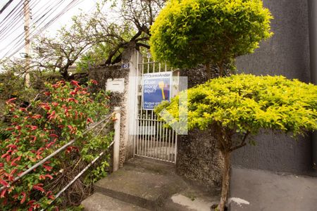 Casa à venda com 60m², 2 quartos e sem vaga Casa à venda com 60m², 2 quartos e sem vagaFACHADA