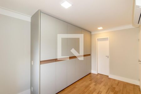 Apartamento à venda com 125m², 2 quartos e 2 vagasQuarto 2