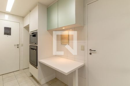 Apartamento à venda com 125m², 2 quartos e 2 vagasCozinha
