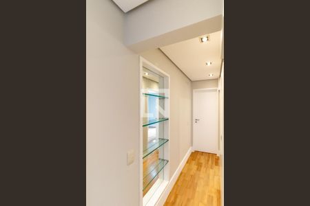 Apartamento à venda com 125m², 2 quartos e 2 vagasCorredor