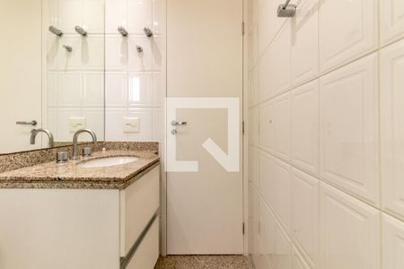 Apartamento à venda com 125m², 2 quartos e 2 vagasBanheiro do Quarto 1