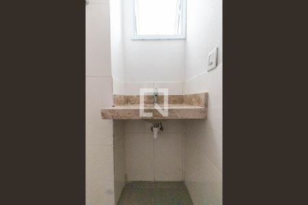Apartamento à venda com 41m², 2 quartos e 1 vaga Apartamento à venda com 41m², 2 quartos e 1 vagaBanheiro