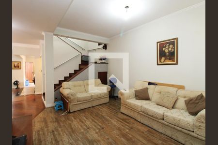 Casa à venda com 280m², 4 quartos e 5 vagasSala