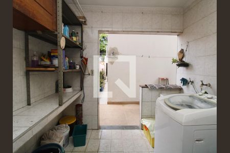 Casa à venda com 280m², 4 quartos e 5 vagasÁrea de Serviço