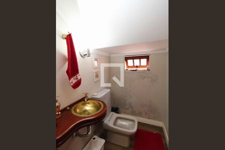 Casa à venda com 280m², 4 quartos e 5 vagasLavabo