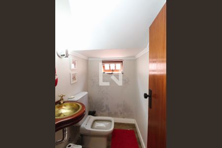 Casa à venda com 280m², 4 quartos e 5 vagasLavabo