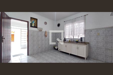 Casa à venda com 145m², 2 quartos e 2 vagasCozinha