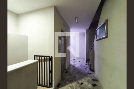 Apartamento à venda com 62m², 2 quartos e 1 vaga Apartamento à venda com 62m², 2 quartos e 1 vagaFachada e portaria
