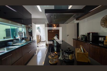 Casa de condomínio à venda com 657m², 5 quartos e 3 vagasCozinha