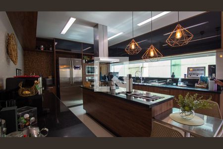 Casa de condomínio à venda com 657m², 5 quartos e 3 vagasCozinha