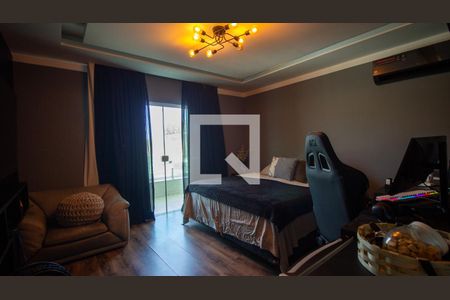 Casa de condomínio à venda com 657m², 5 quartos e 3 vagasSuíte 2