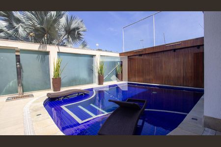 Casa de condomínio à venda com 657m², 5 quartos e 3 vagasPiscina