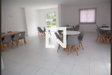 Apartamento para alugar com 60m², 2 quartos e 1 vaga Apartamento para alugar com 60m², 2 quartos e 1 vagaÁrea comum - Salão de festas