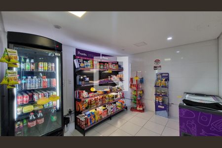 Apartamento para alugar com 60m², 2 quartos e 1 vaga Apartamento para alugar com 60m², 2 quartos e 1 vagaMini Mercado