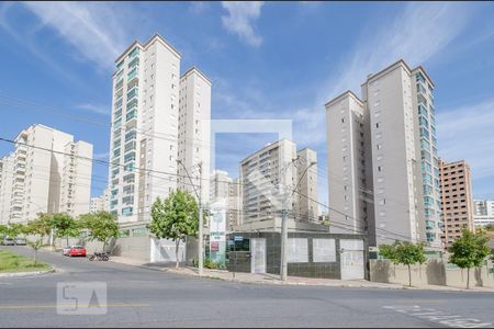 Apartamento para alugar com 83m², 3 quartos e 2 vagasFachada