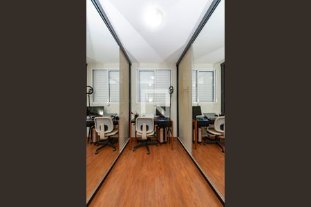 Apartamento para alugar com 83m², 3 quartos e 2 vagasQuarto 2