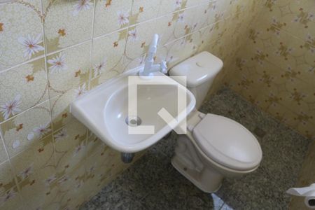 Casa à venda com 360m², 3 quartos e 6 vagasBanheiro 1