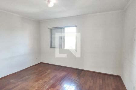 Casa à venda com 360m², 3 quartos e 6 vagas Casa à venda com 360m², 3 quartos e 6 vagasSuíte 1
