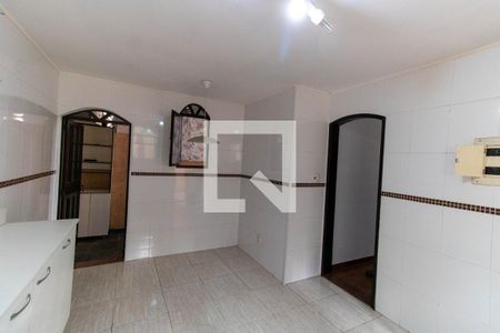 Casa para alugar com 203m², 4 quartos e 2 vagas Casa para alugar com 203m², 4 quartos e 2 vagasCozinha
