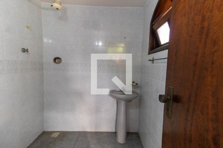 Casa para alugar com 203m², 4 quartos e 2 vagas Casa para alugar com 203m², 4 quartos e 2 vagasBanheiro de serviço