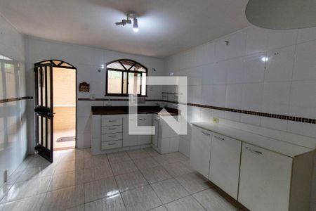 Casa para alugar com 203m², 4 quartos e 2 vagas Casa para alugar com 203m², 4 quartos e 2 vagasCozinha