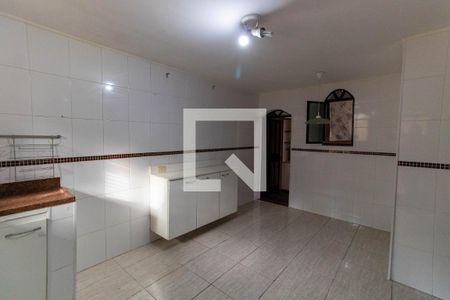Casa para alugar com 203m², 4 quartos e 2 vagas Casa para alugar com 203m², 4 quartos e 2 vagasCozinha