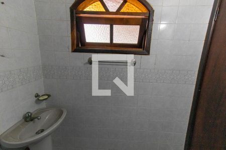Casa para alugar com 203m², 4 quartos e 2 vagas Casa para alugar com 203m², 4 quartos e 2 vagasBanheiro de serviço