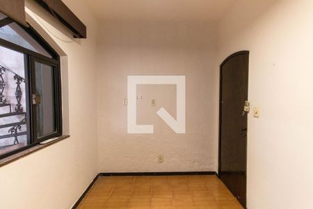Casa para alugar com 203m², 4 quartos e 2 vagas Casa para alugar com 203m², 4 quartos e 2 vagasQuarto 2