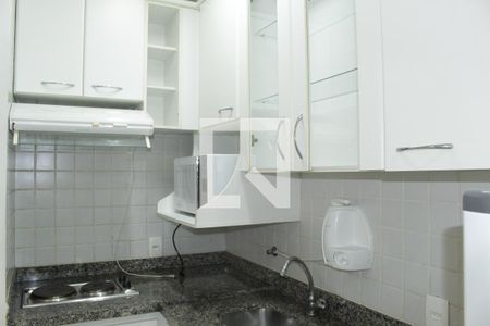 Sala/Cozinha de apartamento para alugar com 1 quarto, 28m² em Higienópolis, São Paulo