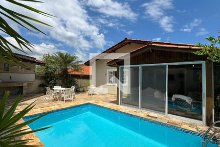 Casa de condomínio à venda com 360m², 4 quartos e 4 vagasPiscina