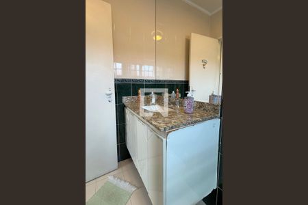 Casa de condomínio à venda com 360m², 4 quartos e 4 vagasBanheiro da Suíte 2