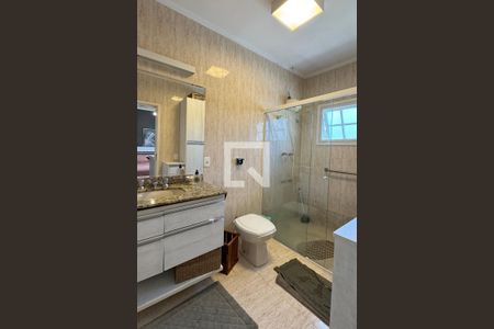 Casa de condomínio à venda com 360m², 4 quartos e 4 vagasBanheiro da Suíte 1