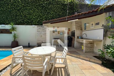 Casa de condomínio à venda com 360m², 4 quartos e 4 vagasChurrasqueira