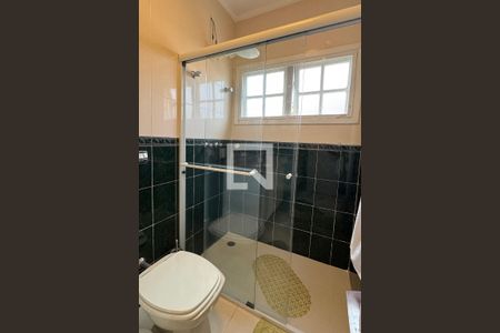 Casa de condomínio à venda com 360m², 4 quartos e 4 vagasBanheiro da Suíte 2