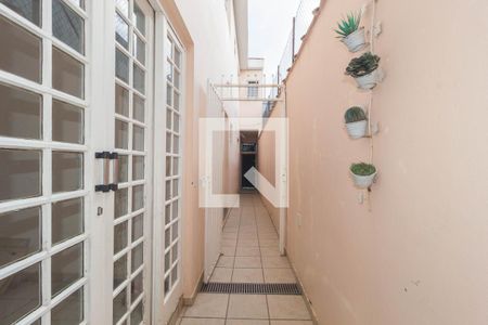 Casa à venda com 150m², 5 quartos e 3 vagasCorredor