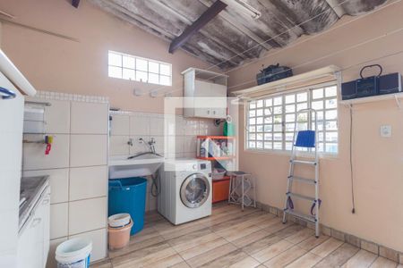 Casa à venda com 150m², 5 quartos e 3 vagasÁrea de Serviço