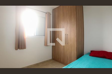 Quarto 1 de apartamento para alugar com 2 quartos, 55m² em Vila Bela, São Paulo