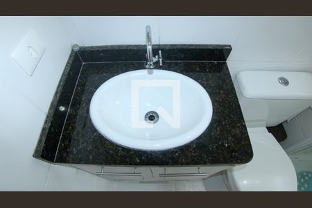 Apartamento para alugar com 55m², 2 quartos e 2 vagas Apartamento para alugar com 55m², 2 quartos e 2 vagasBanheiro