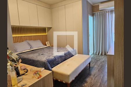 Casa à venda com 104m², 3 quartos e 2 vagasDormitório