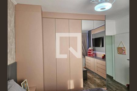 Casa à venda com 104m², 3 quartos e 2 vagasDormitório 2