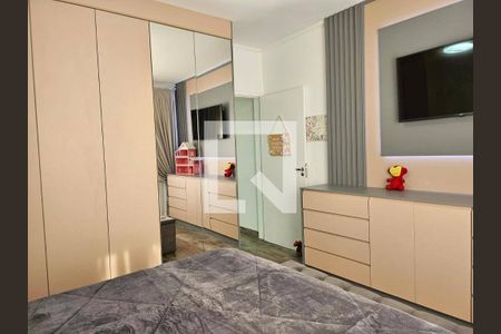 Casa à venda com 104m², 3 quartos e 2 vagasDormitório 2