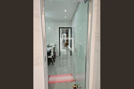 Casa à venda com 104m², 3 quartos e 2 vagasCozinha
