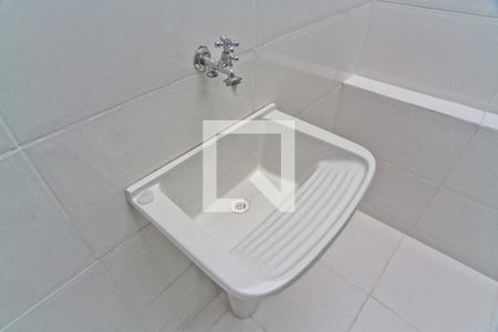 Casa para alugar com 120m², 2 quartos e 1 vaga Casa para alugar com 120m², 2 quartos e 1 vagaÁrea de Serviço